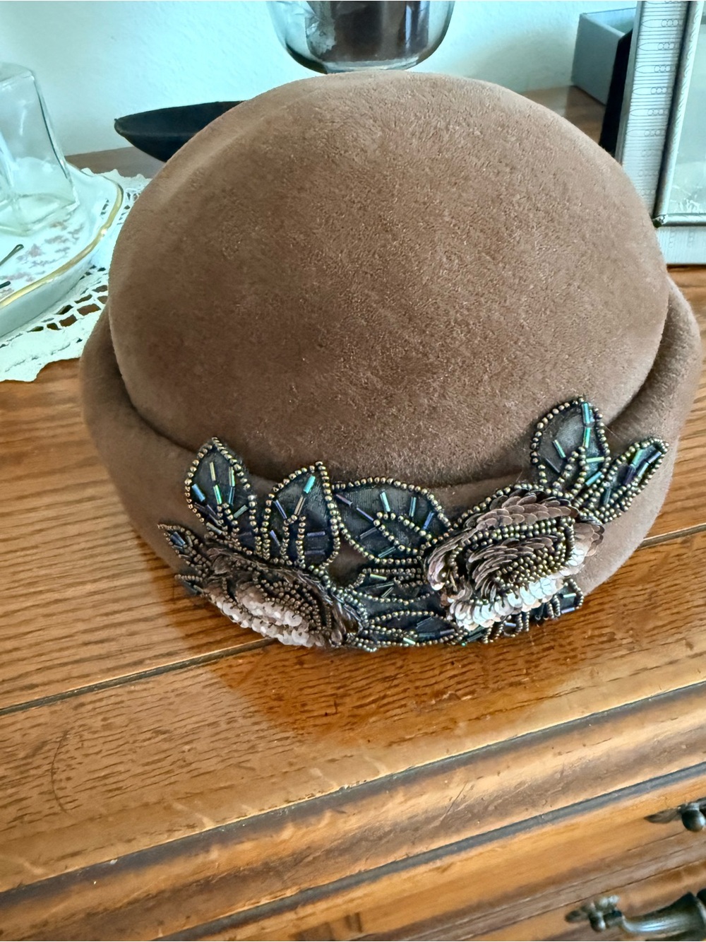Embellished Vintage Louise Green Brown Women's Cloche Hat